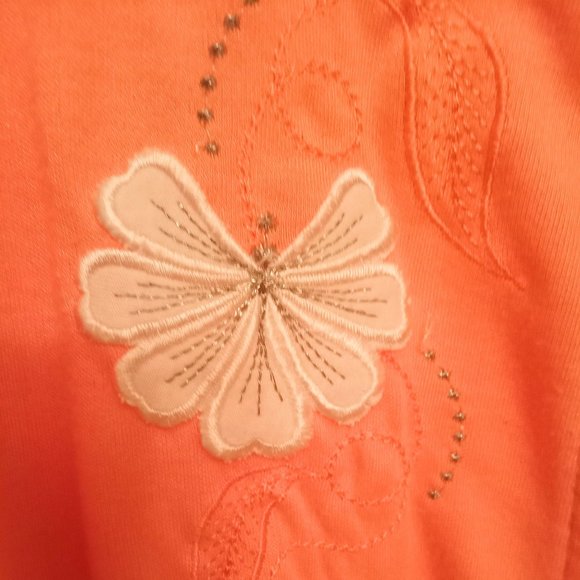 π FREE GIFT INCLUDED π Embroidered Summer Top Blouse 100% Cotton - Picture 8 of 12